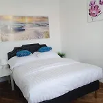 3-bedroom In Town Square