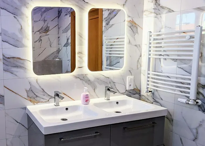 3-bedroom In Town Square Breslau