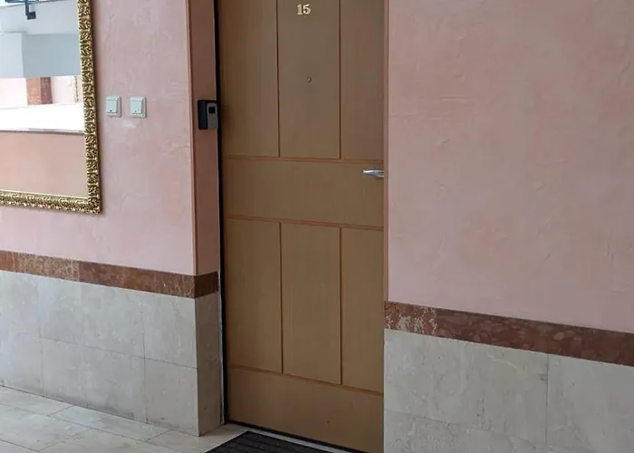 Apartment 3-bedroom In Town Square Breslau