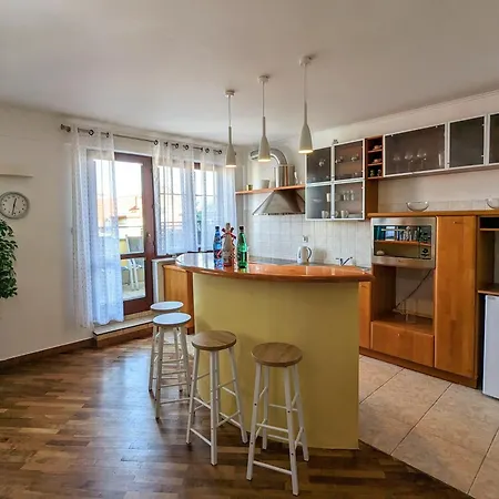 3-bedroom In Town Square * Wrocław