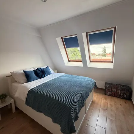 Apartman 3-bedroom In Town Square Wrocław